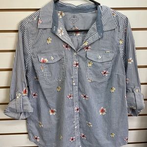 Casual button up top